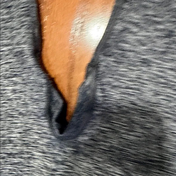 2 pairs of Lululemon leggings size 8 - Picture 5 of 8